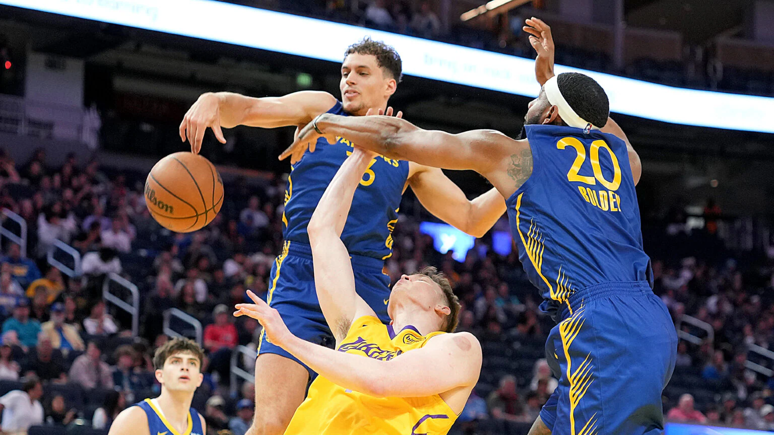 Pentingnya visi permainan bagi seorang pengatur serangan