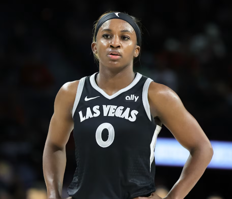 jackie-young-selamatkan-tim-di-game-2-final-wnba