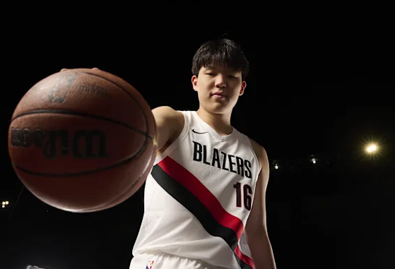 banyak-fans-blazers-sebutkan-yang-hansen-bintang-mereka