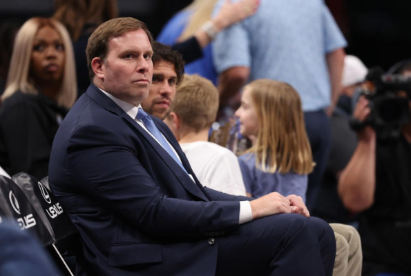 patrick-dumont-tidak-minat-dengan-anthony-davis