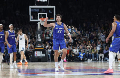 tirico-menanggapi-kritikan-program-michael-jordan